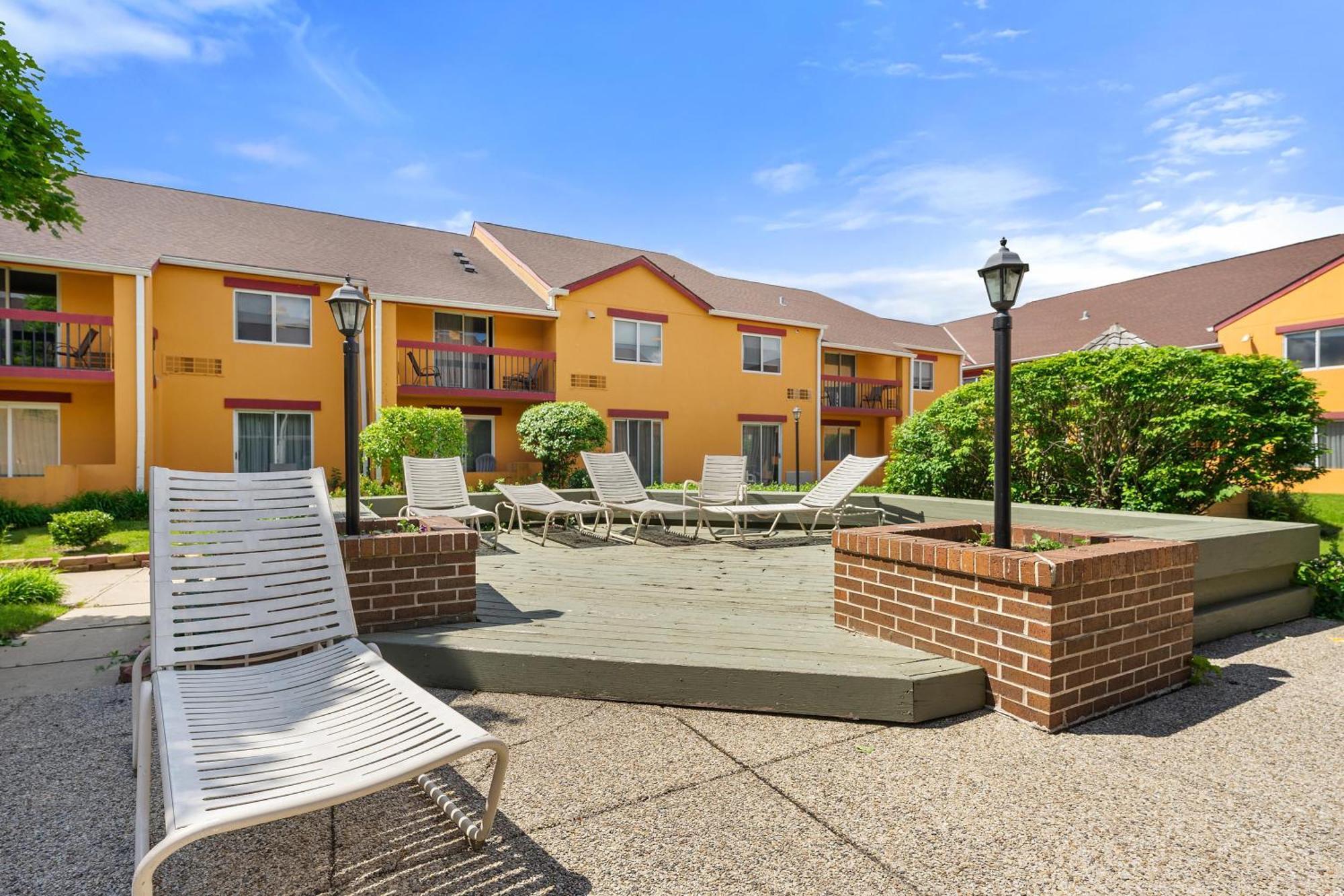 Chicago Club Inn & Suite Oakbrook Terrace Εξωτερικό φωτογραφία