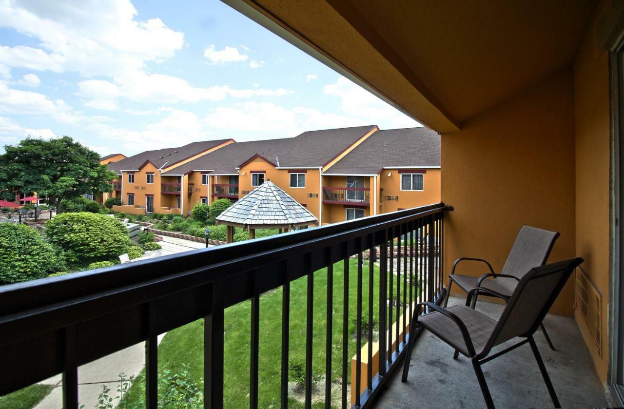 Chicago Club Inn & Suite Oakbrook Terrace Εξωτερικό φωτογραφία